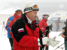 Путин - спортсмен. Фото с сайта www.radiomayak.ru