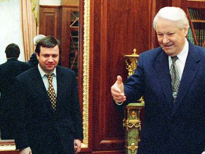 Валентин Юмашев и Борис Ельцин. Фото: persons-info.com