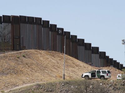 Пограничный забор в Ногалесе, штат Аризона. Фото: Istock / Fox News
