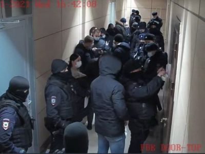 Обыск в офисе ФБК. Фото: t.me/kolezev