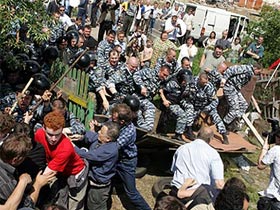 Разборки в Бутове. Фото с сайта gazeta.ru
