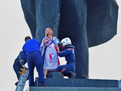 Акция в день флага в Новосибирске. Фото: Алена Мартынова