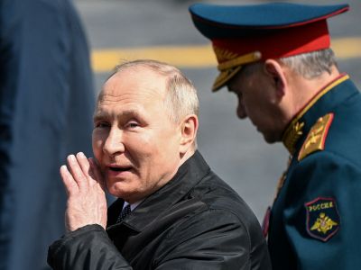 Владимир Путин во время Парада Победы на Красной площади в Москве 9 мая 2022 года. Фото: Kirill Kudryavtsev / AFP